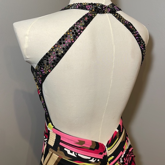 LA FEMME Full Length Formal Gown with multicolored pattern and accents Size 2 - Picture 8 of 15